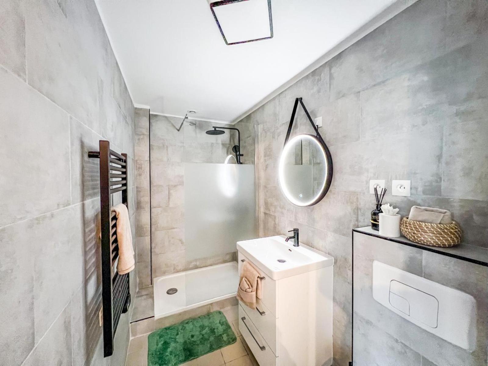 Charmant T2 Au Coeur De La Ville Tarbes Ngoại thất bức ảnh